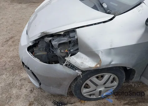 2008 Honda Fit z USA, uszkodzony, nr VIN JHMGD38408S028021